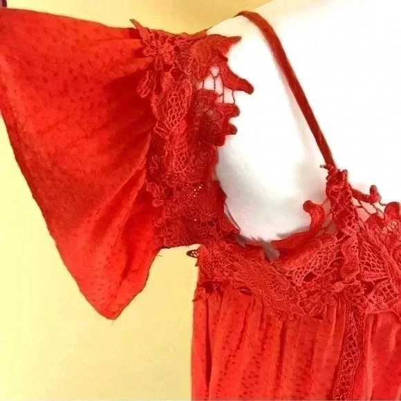 Miss Me Cold Shoulder Lace Trim Cropped Fit & Flare Blouse Top Size S - Picture 10 of 12